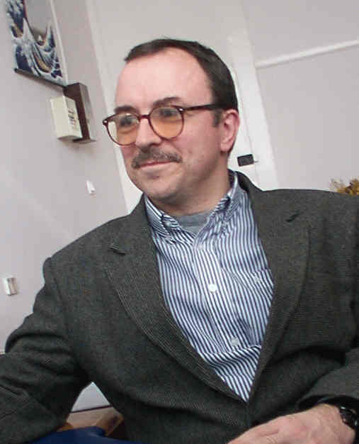 Portrait of Dr. Maciej Sypniewski